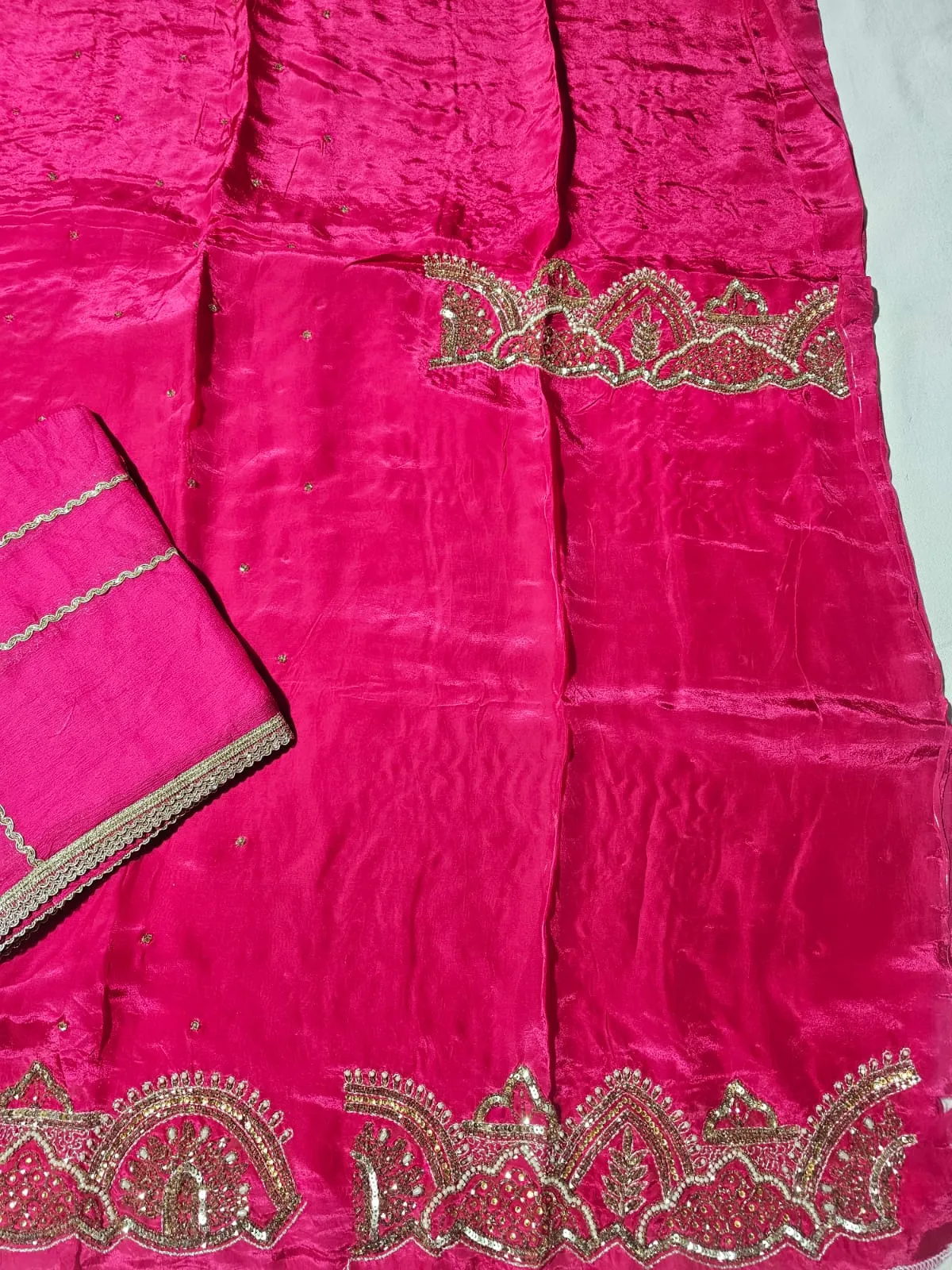 Border heavy pink